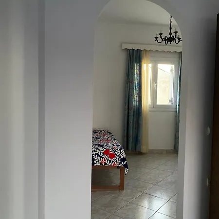 Anna's & Zákynthos by