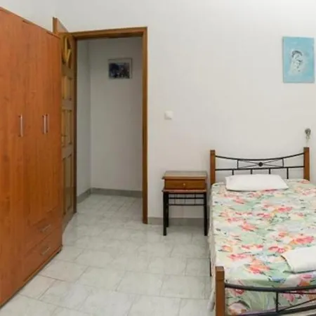Anna's & Aparthotel 3*