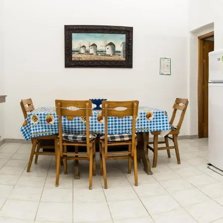 Anna's & Aparthotel Zakynthos