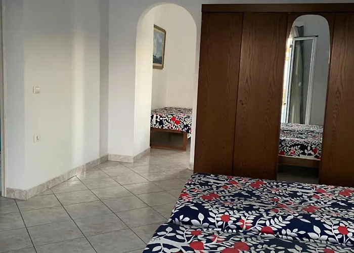 Aparthotel Anna's & 3*