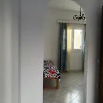 Anna's & זקינטוס טאון